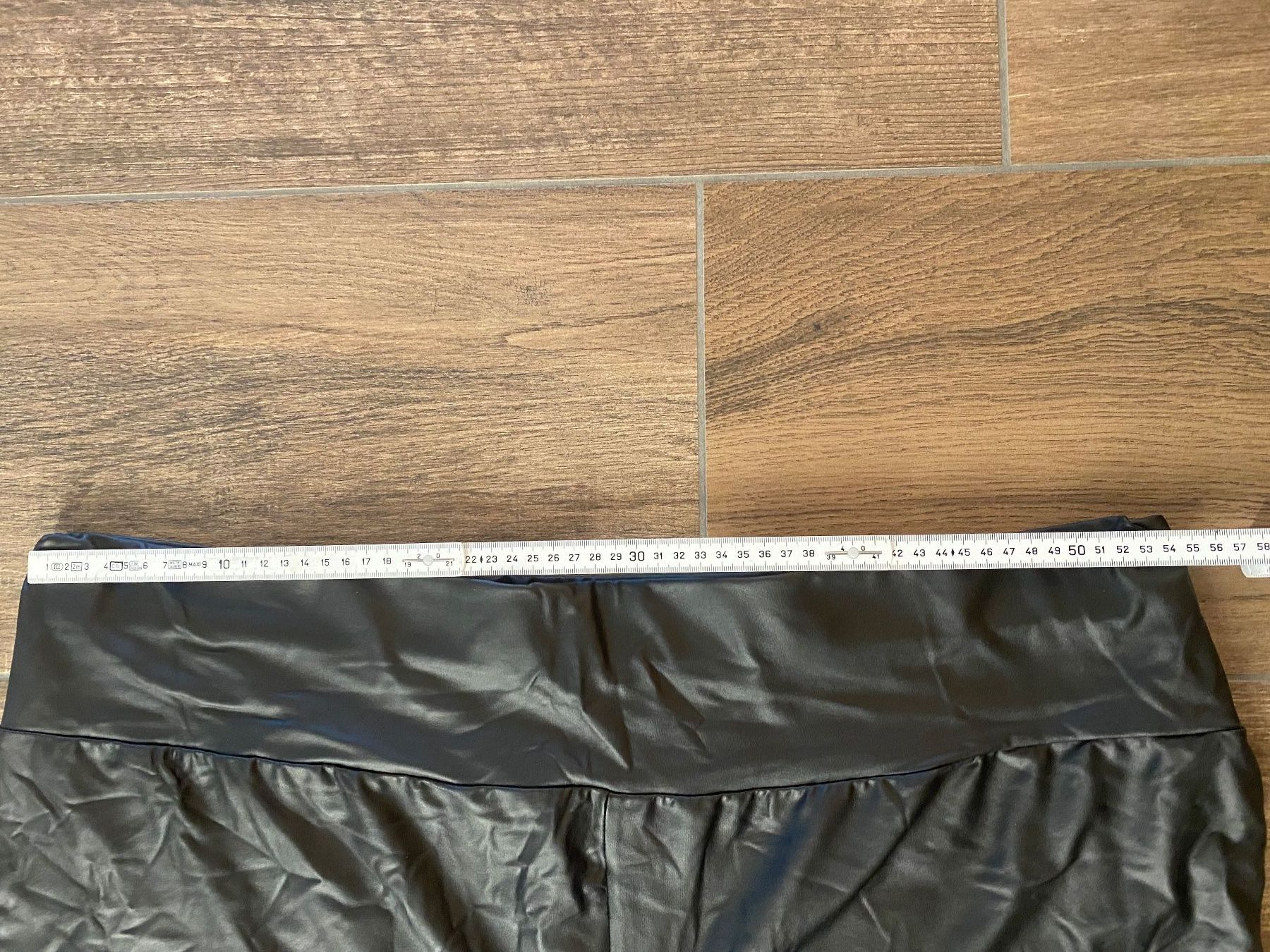 Shein Hosen: Hose in Leder-Optik schwarz Gr. 52 - 54 – Gebraucht aus Pratteln von a23_j2gs 7