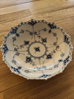 Royal Copenhagen Musselmalet Halbspitze Schale 1018