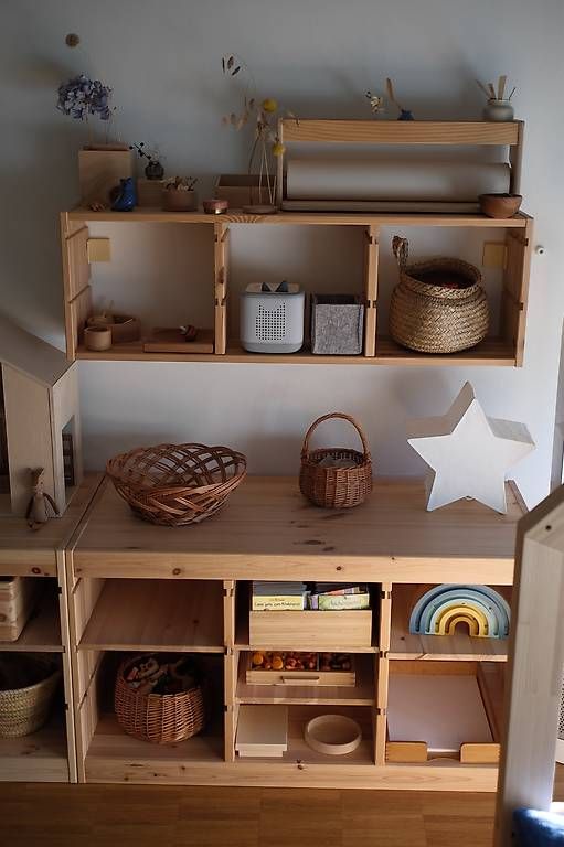 Ikea Étagères: Ikea Trofast Regalrahmen mit Holzboden – D'occasion à Binningen par kam_r575 1