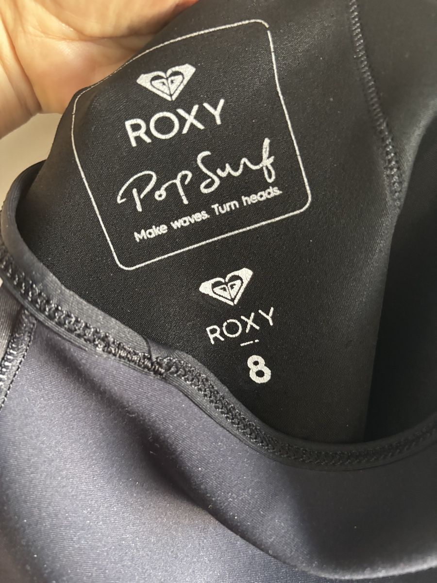 Roxy Costumi da bagno & Bikini: Neopren Badekleid Shorty Roxy Gr. 8 – Usato da Winterthur venduto da NatMet11 2