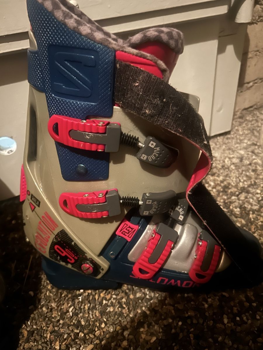 Salomon Skis: Salomon Evolution 9.8 Flex Skischuhe Gr. 27 / 340 mm – D'occasion à schaffhausen par xja_8fwh 1