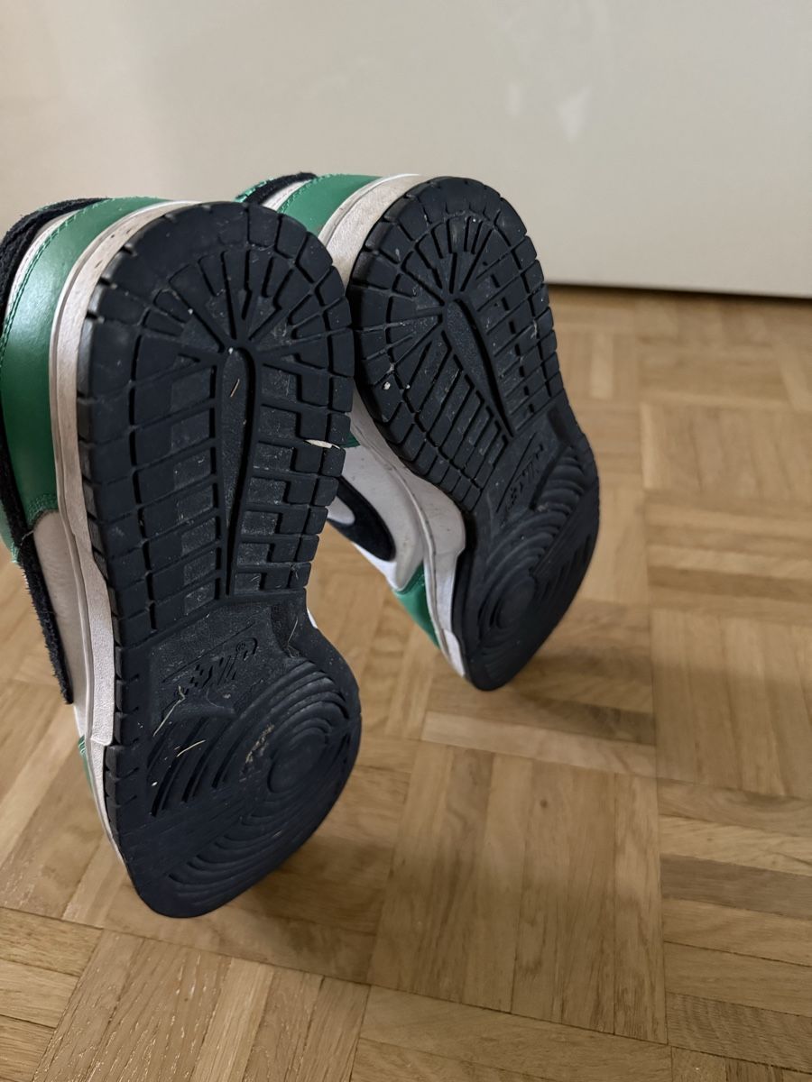 Nike Chaussures hommes: Nike Dunk Low vert / blanc - Celtic – Taille 42.5 EU - H – D'occasion à Genève par Zrinkop 3