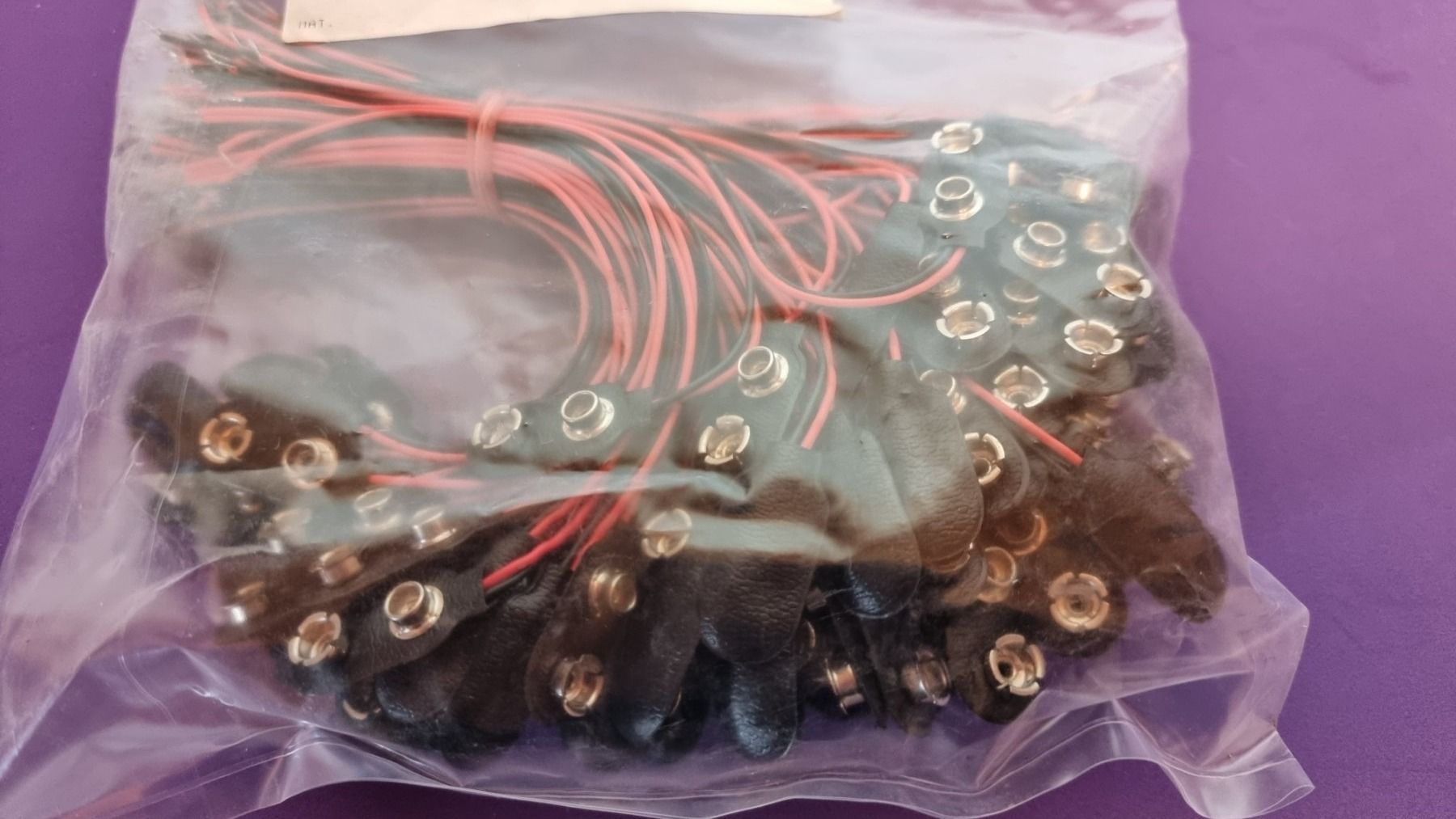Akkus & Batterien: Batterie Clipse 9V , 100 Stk. Neu – Neu und originalverpackt aus Hagenbuch ZH von cougar1 2