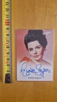 Eunice Gayson (James Bond), Original Autogramm auf Karte