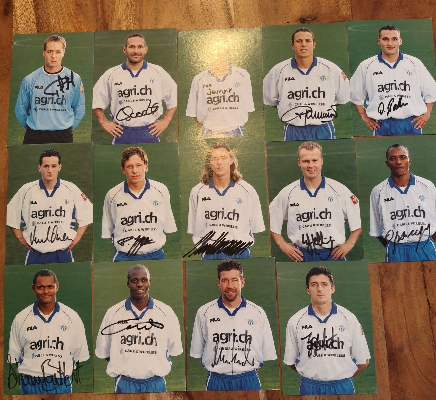 Autografi: 14 FCZ-Autogrammkarten – Usato da Grüningen venduto da Mr.Michi