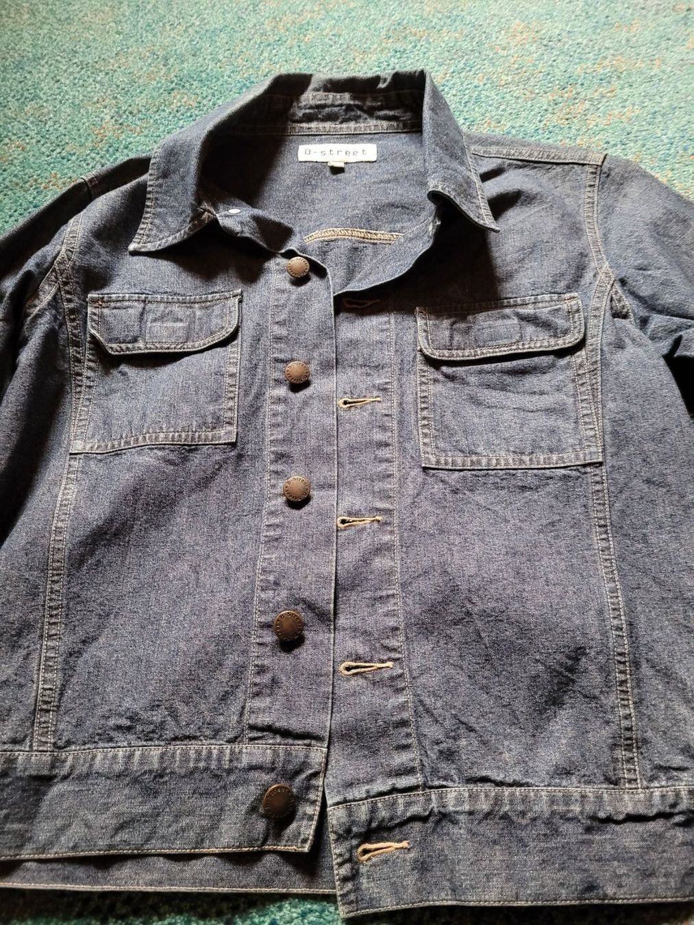 Vestes: Jeansjacke B-street Grössen S – D'occasion à Hondrich par Ebro01