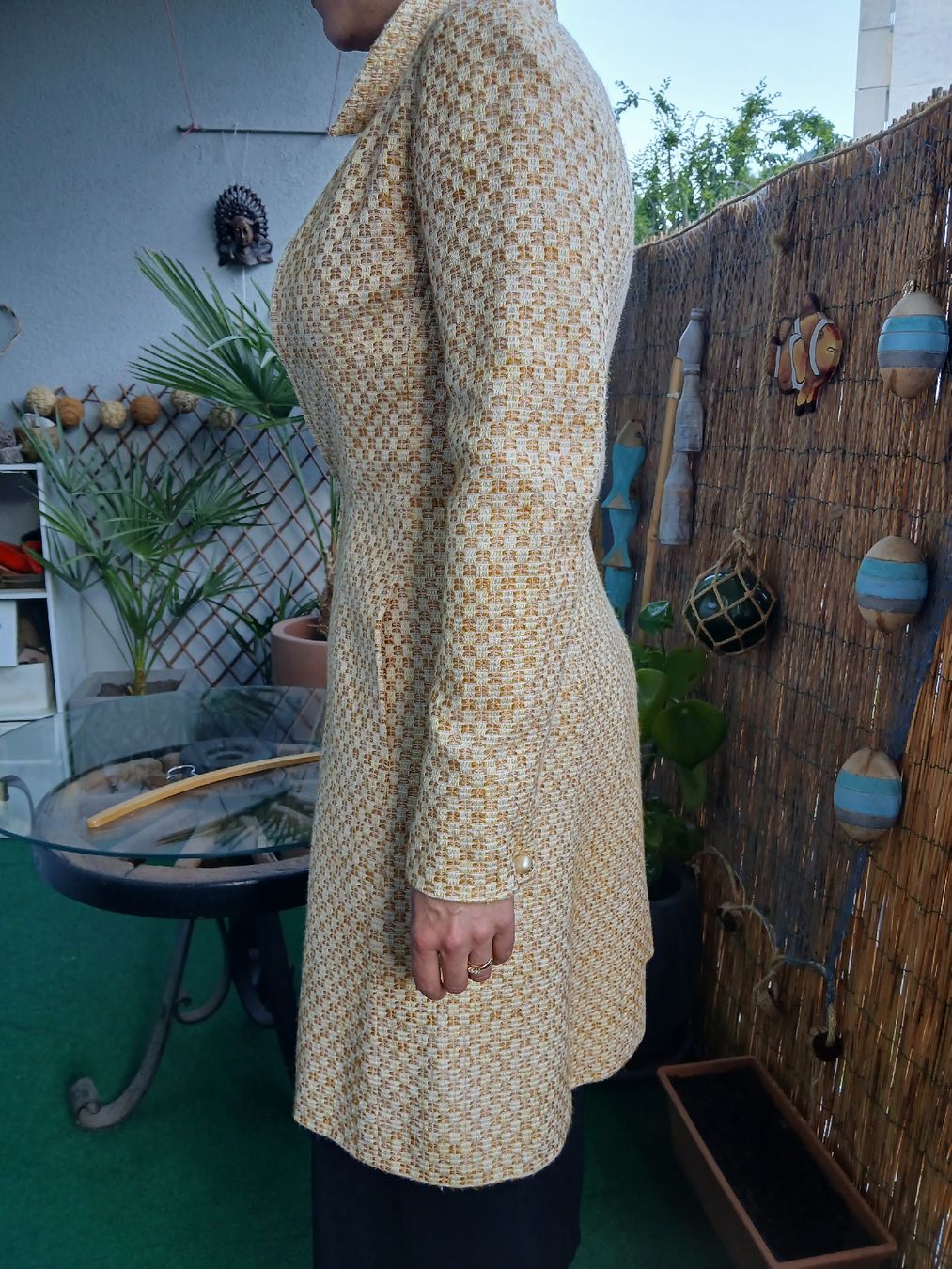 Chanel Completi & Tailleur: Tailleur Chanel ocre et beige, taille S – Usato da Monthey venduto da mar_h6jr 2