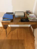 Vintage Schreibtisch Holz mit Metallbeinen gebraucht