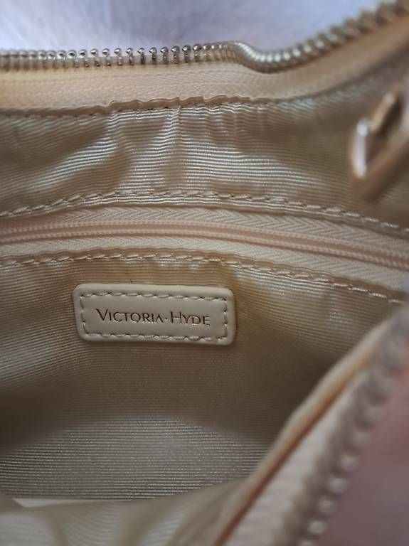 Taschen für Damen: Hobo-Tasche  – Gebraucht aus Basel von len_t965 3
