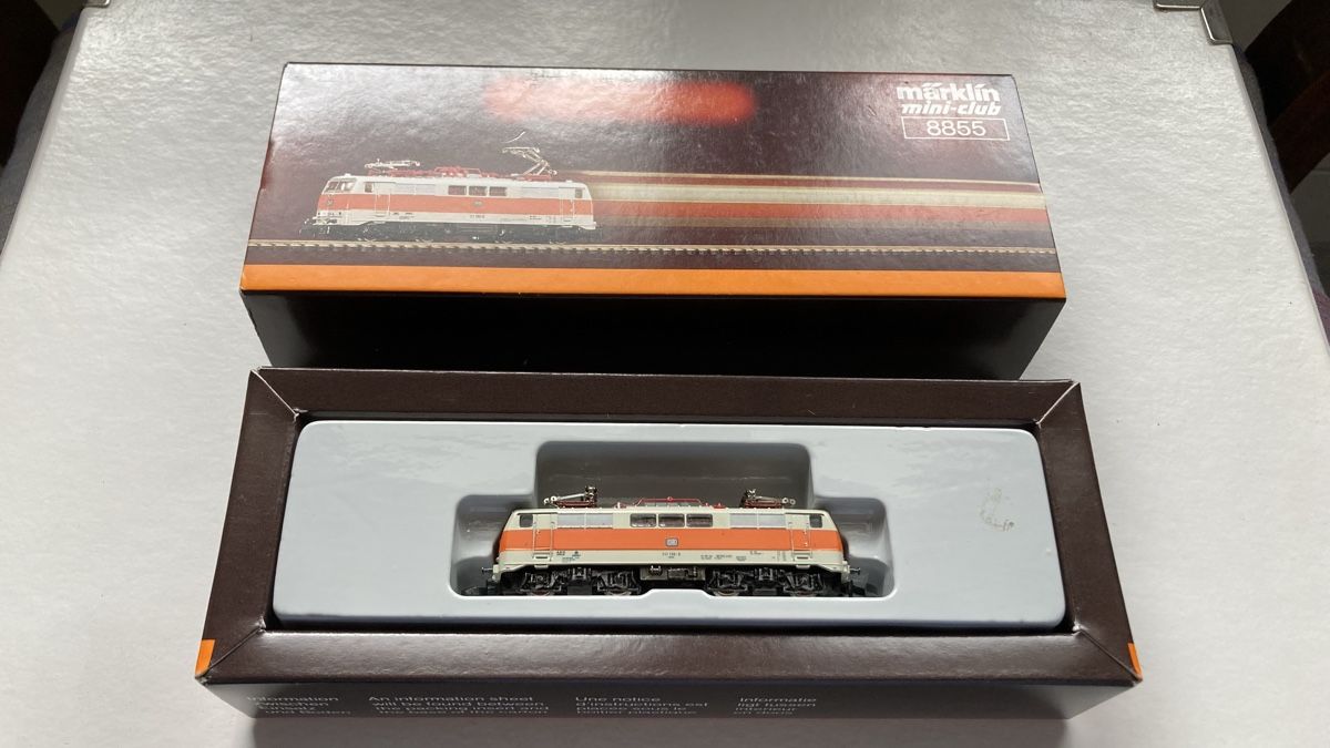 Märklin Modellini di ferrovie: Märklin 8855 Spur Z BR111 – Usato da Chevenez venduto da Electro-Rick