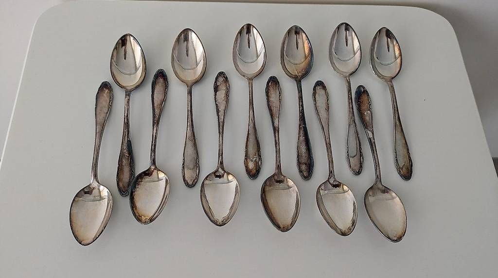 Bestecksets: Altes Besteck 36 Teilig (versilbert) – Gebraucht aus Bäretswil von Ober-Land