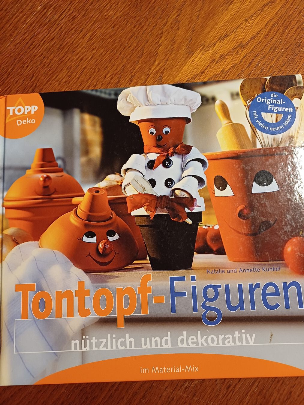 Bücher: Buch: Tontopffiguren – Neu (gemäss Beschreibung) aus Gächliwil von lesidees