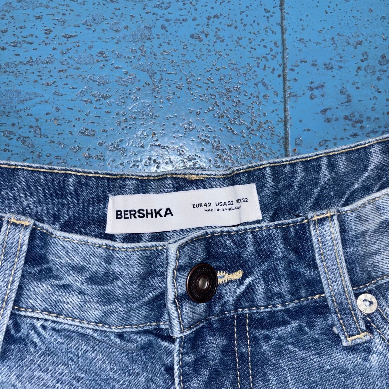 Bershka Jeans: Bershka Jorts 42 – Usato da Beggingen venduto da sltz82 3