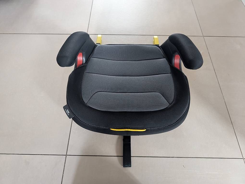 Auto-Kindersitze: Réhausseur isofix – Gebraucht aus Marly von schallerja
