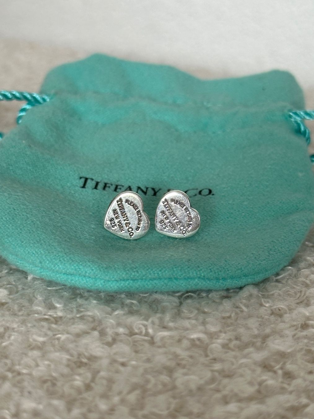 Tiffany & Co. Orecchini pendenti & Orecchini a lobo: Tiffany&Co Herzohrringe – Usato da Laufenburg venduto da oli_w7rd 1