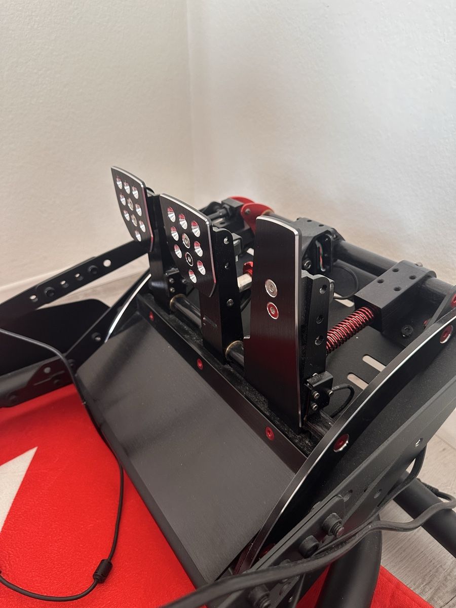 Fanatec Konsolen: Sim Rig Playseat X Fanatec – Gebraucht aus Neuenhof von mer_lg8v 5