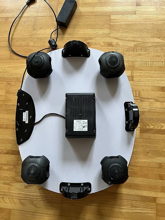Hometrainer: Vibrationsplatte – Usato da Einsiedeln venduto da Redur 1