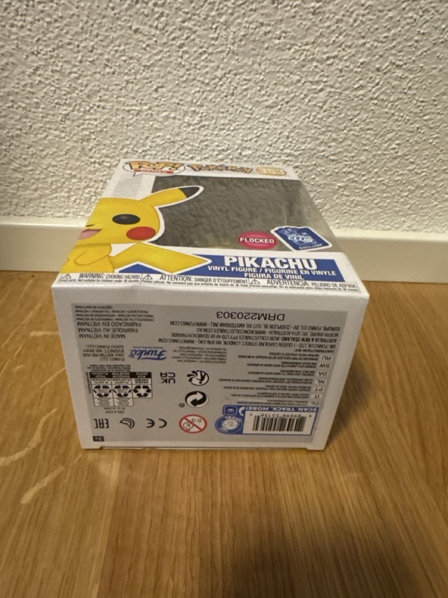Funko Figurines: Funko Pop Pikachu 353 Flocked Vinyl Figure – Neuf avec emballage d'origine à Suhr par Dominick 4