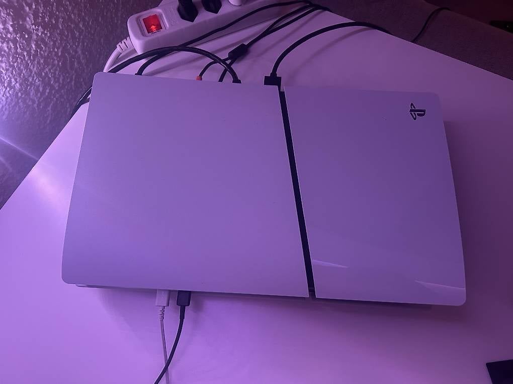 Console: PlayStation 5 Digital Edition – Usato da Chézard-St-Martin venduto da une_6klk 2