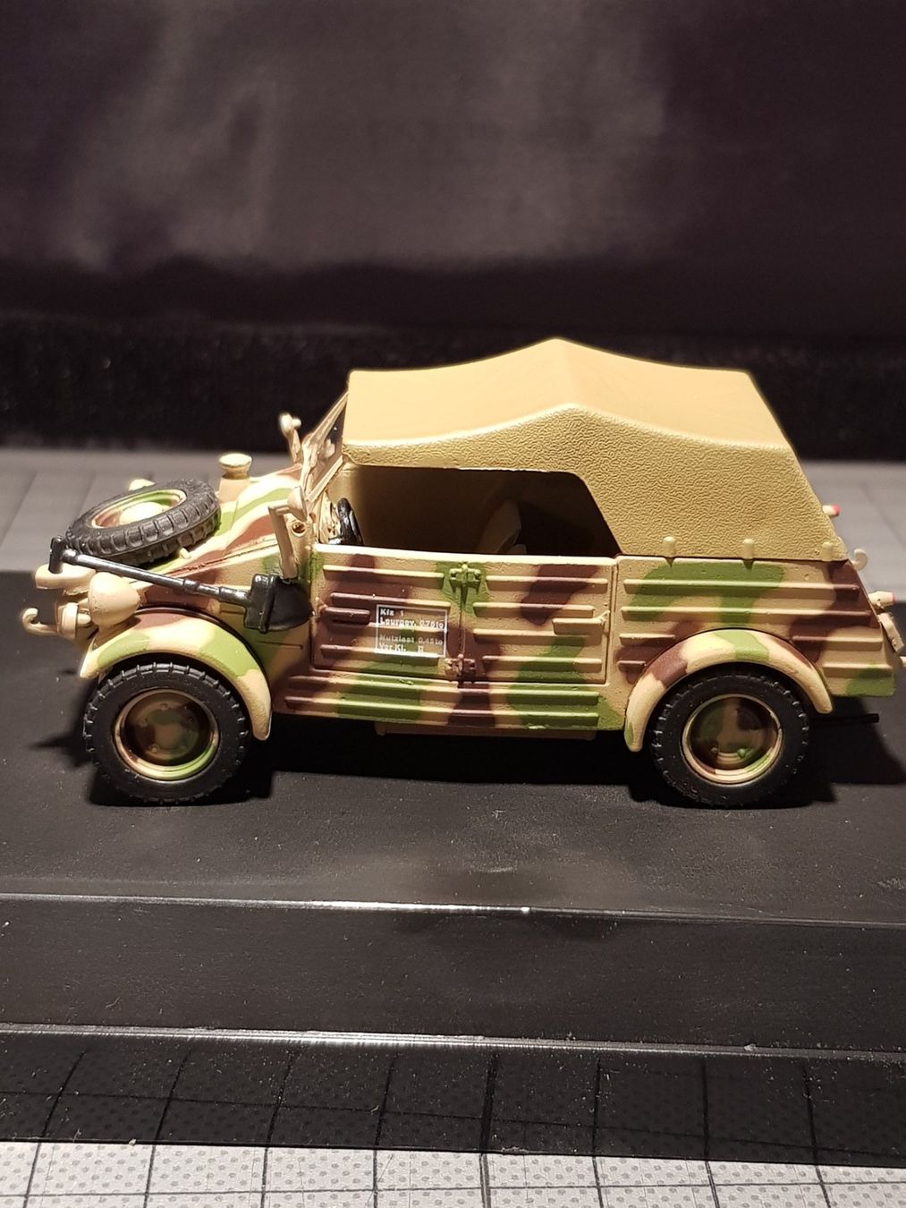 Modellini d'auto: Victoria Military Assorted - Panzer – Usato da Chézard-St-Martin venduto da quota1234 2