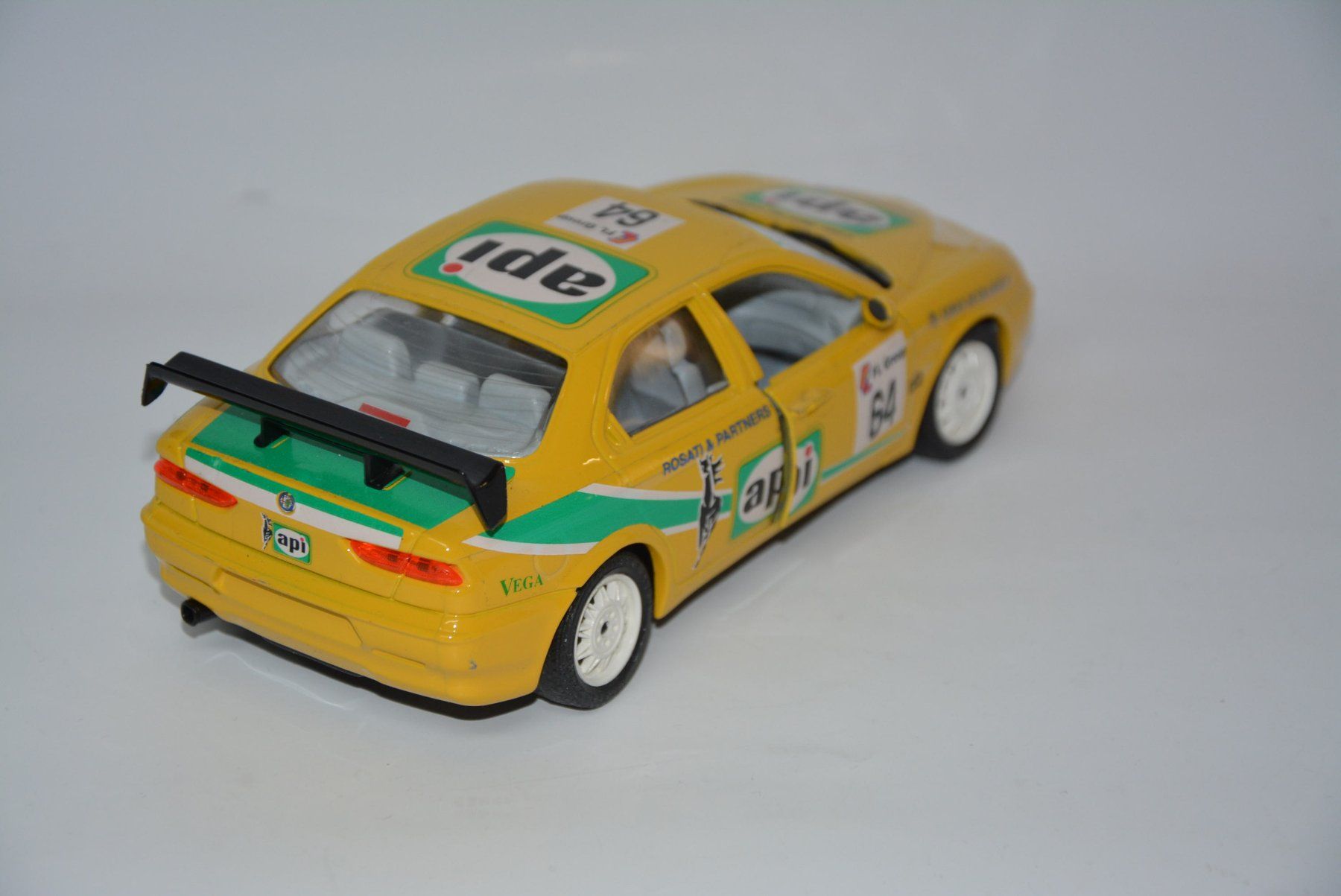 Alfa Romeo Modellini d'auto: Alfa Romeo 156 Racing API , Bburago , 1:24 – Usato da Goldach venduto da Feivel9 4