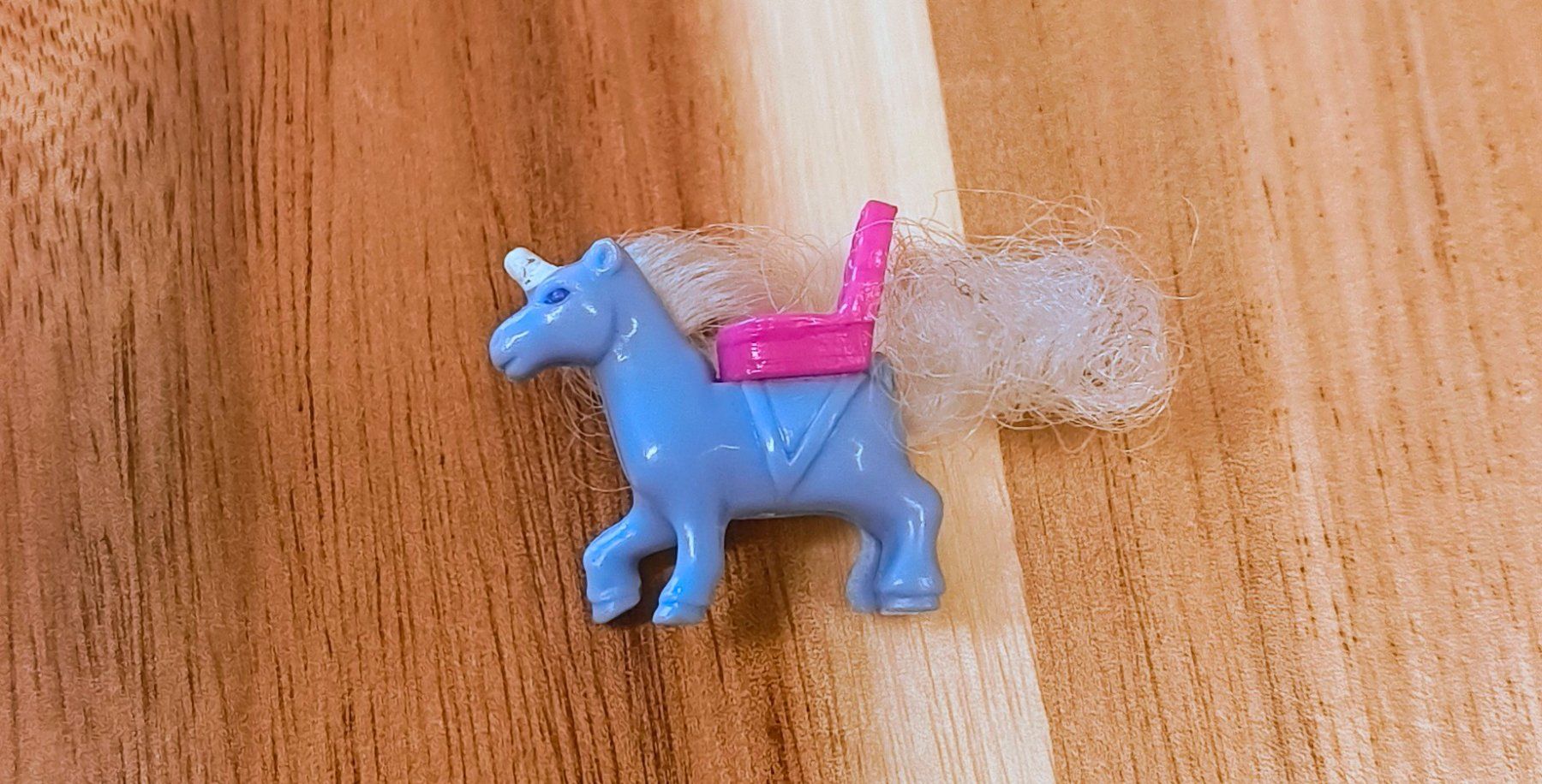 Polly Pocket Giocattoli: Polly Pocket Pony Parade Blue Bird – Usato da Olten venduto da Pungseon2x 2
