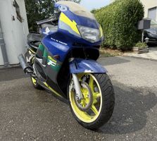 Honda CBR 600 F PC25 projet / pièces