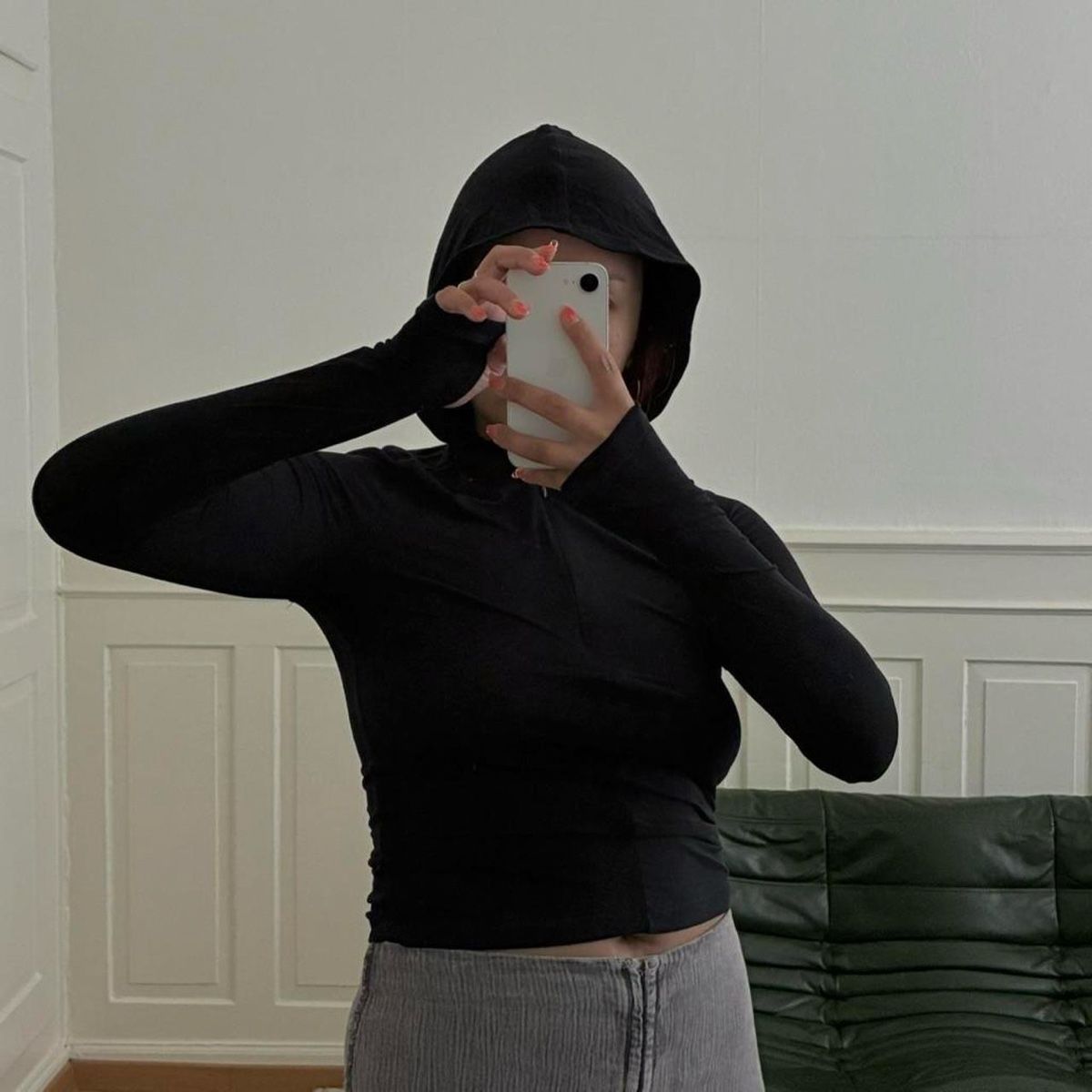 Weekday Top: weekday slim fit lyocell zip hoodie – Nuovo (secondo la descrizione) da Zürich venduto da h_studio_edit 3
