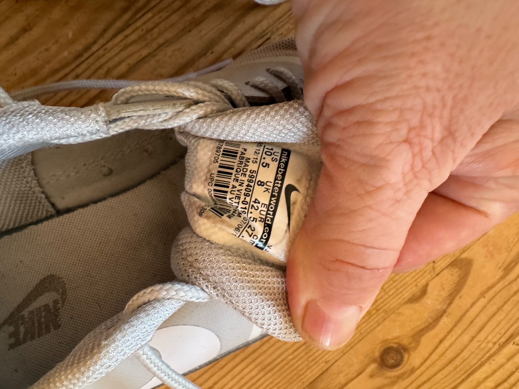Nike Scarpe da donna: Baskets Nike grises pointure 42,5 – Usato da Veyrier venduto da kimedovapa 3