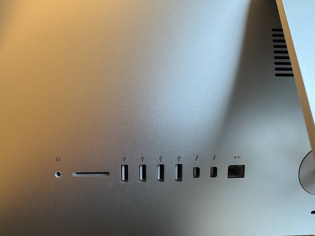 PCs: iMac 21.5", 2.9 GHz Quad Core Intel Core i5 – Gebraucht aus Rueschlikon von nomee 2