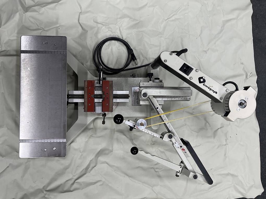 Tutte le macchine: Gravograph Graviermaschine – Usato da Giswil venduto da UeZa