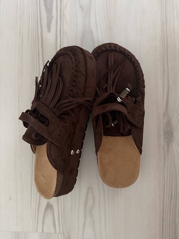 Chaussures femmes: Braune Loafer / Mokassins mit Fransen / Gr. 38 – D'occasion à Frauenfeld par _vivano_ 1