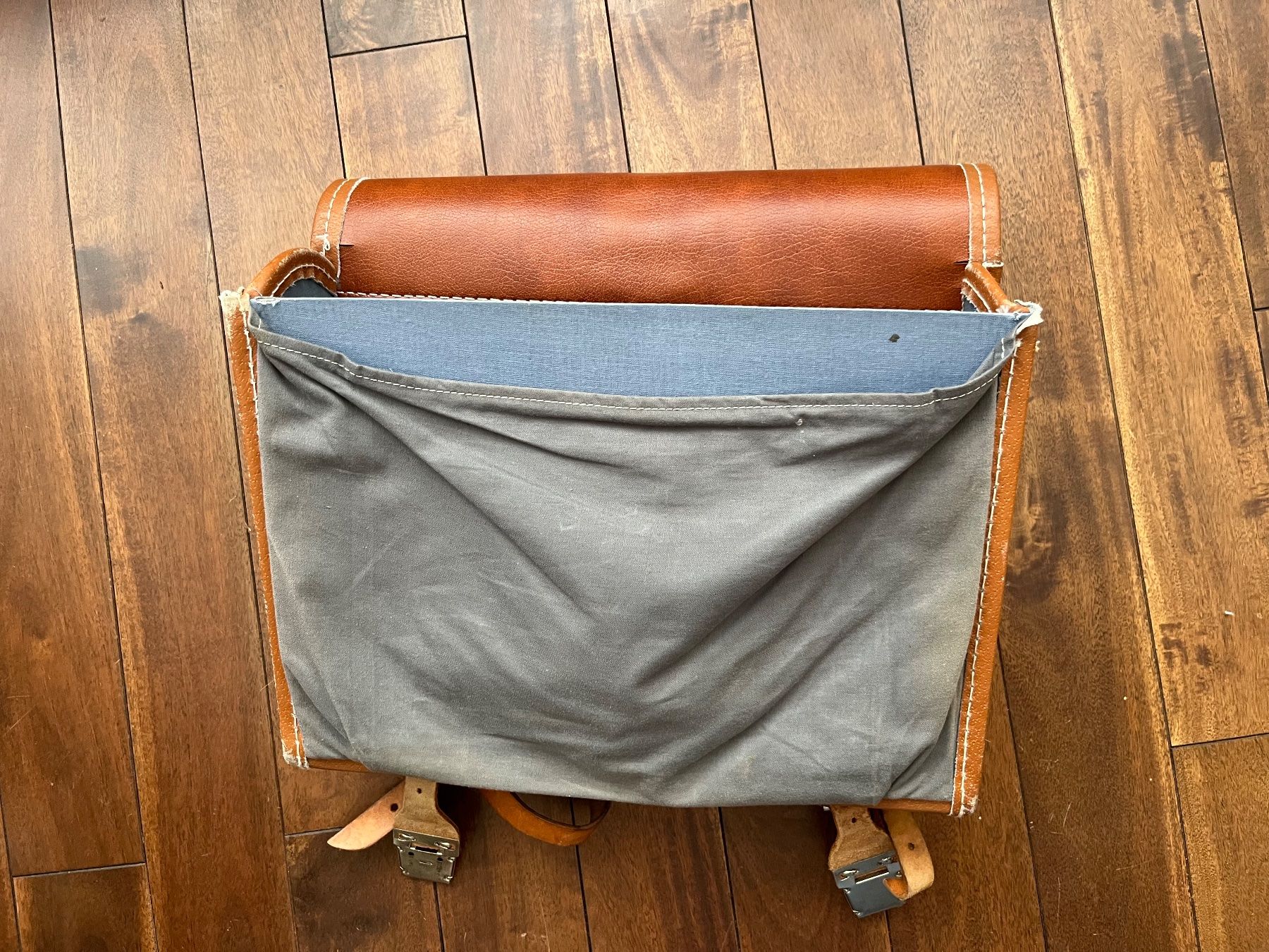 Sacs & sacs à dos: Vintage - Kuhfell - Schulthek – D'occasion à Brugg AG par sln02 3