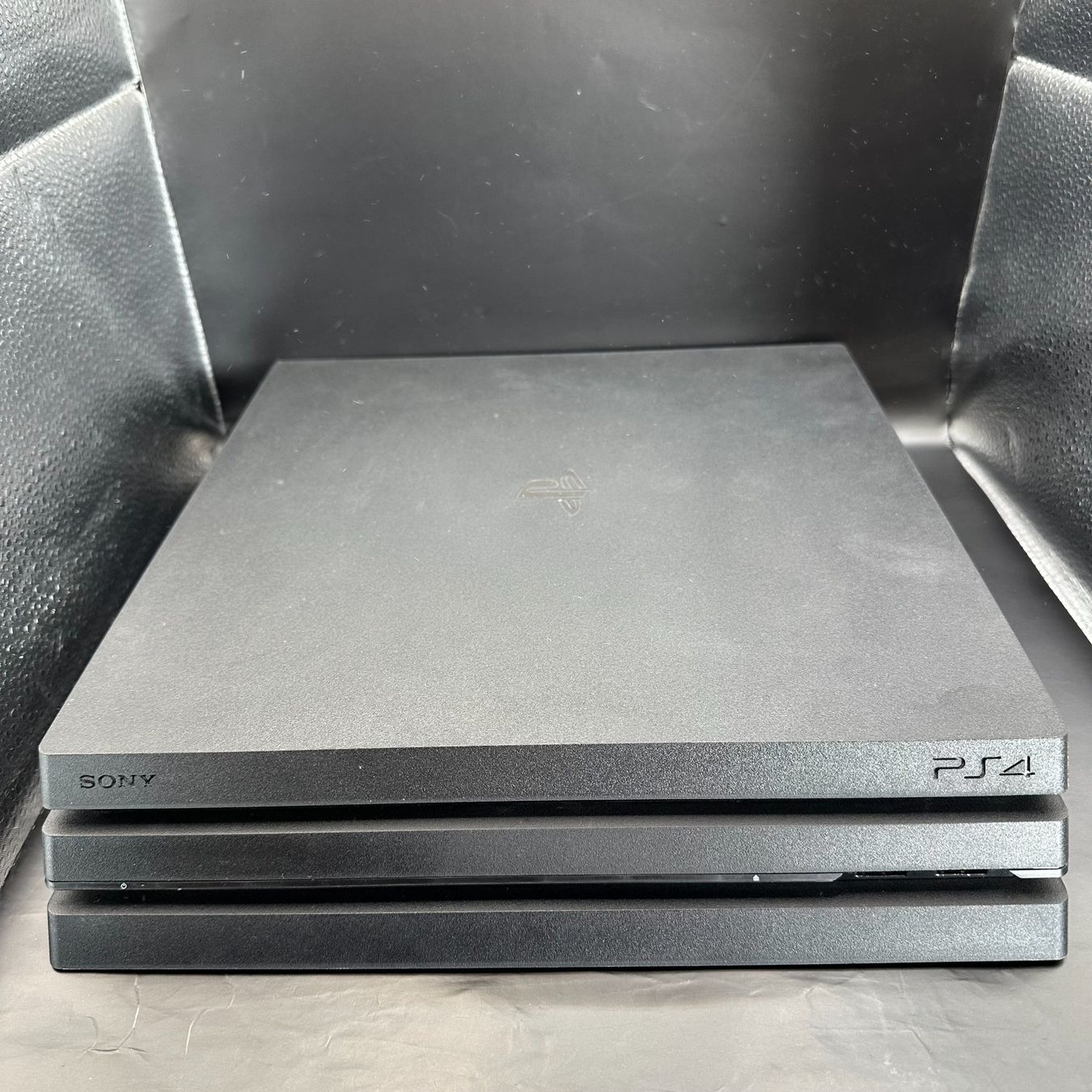 Sony Consoles: Playstation 4 Pro Software: 12.25 – D'occasion à Düdingen par Nerdworld 5