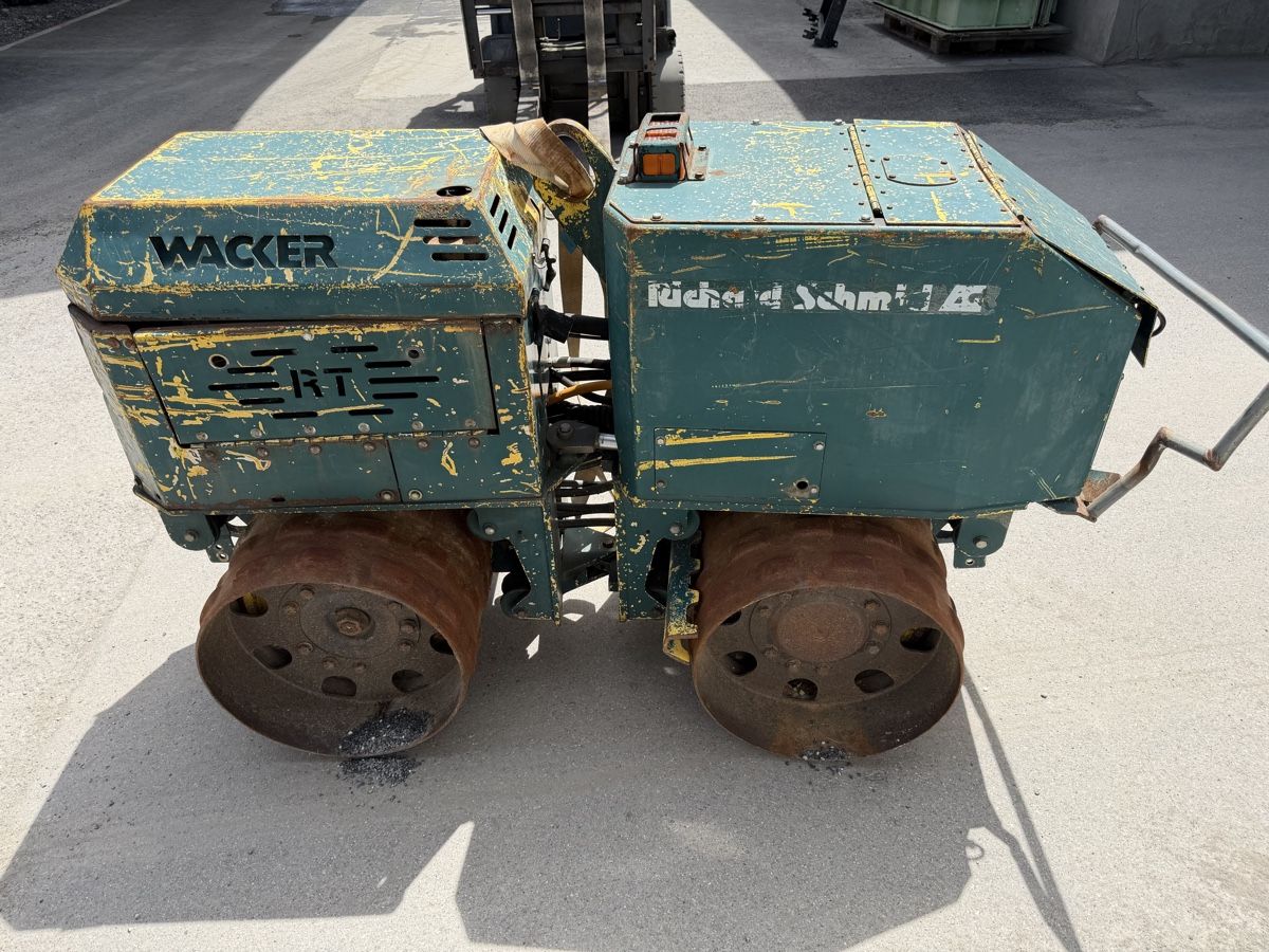 Wacker Neuson Excavateurs: Wacker Neuson Grabenwalze – Défectueux à Buchs SG par cayenneturbo96 1