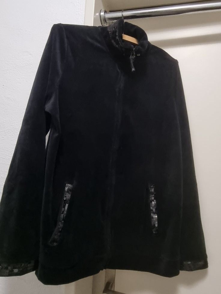 Jacken: Jacke Velours mit Pailetten Bordüre – Neu (gemäss Beschreibung) aus Geroldswil von Agapanthus22 2