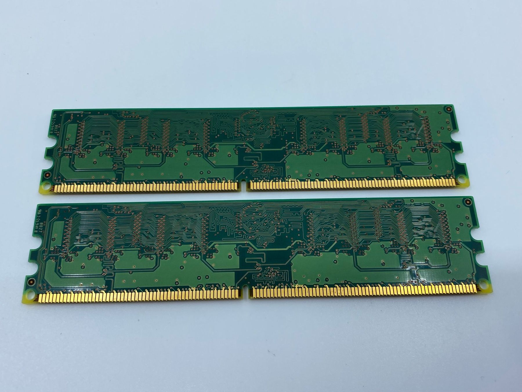 Hewlett Packard Memoria / RAM: 2 Samsung 1GB 1Rx8 PC2 - 6400U – Usato da Langwiesen venduto da Restposten-24 1