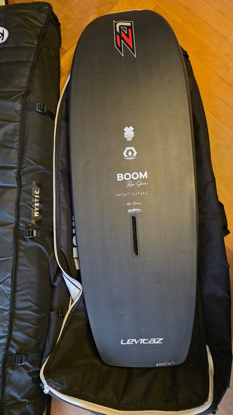 Tavole da surf e di nuoto: Levitaz Boom 75-liter tuttle wing race board – Nuovo (secondo la descrizione) da Neuchâtel venduto da dem_dqs5 1