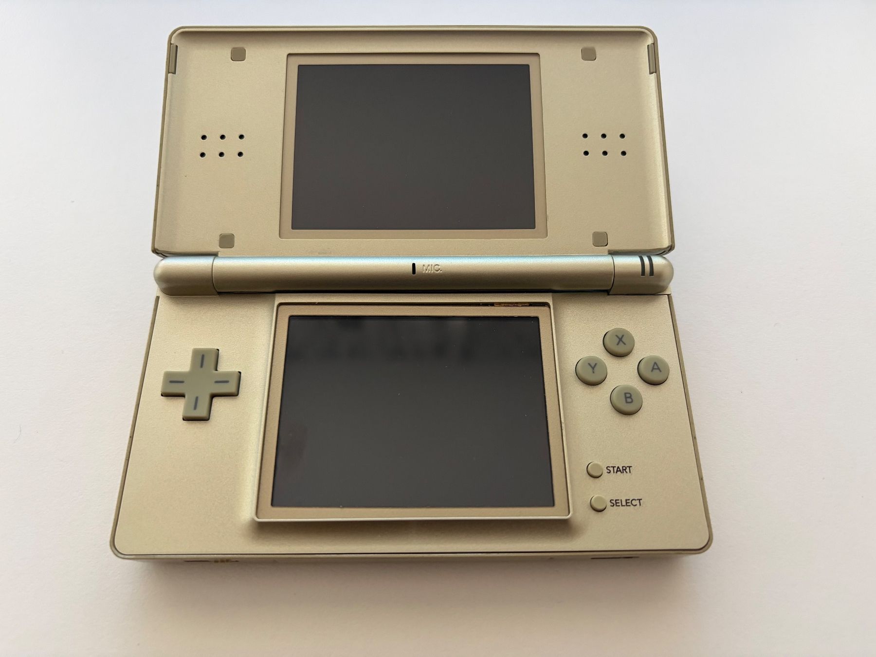 Nintendo Konsolen: Nintendo DS Lite Defekt – Gebraucht aus Reinach BL von DreamerVibe 1