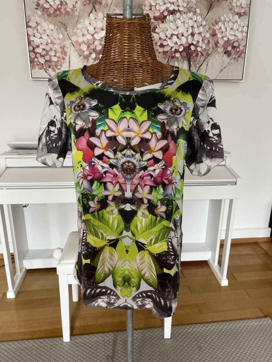 Marc Cain Top: Seidentop von Marccain, No. 1 – Usato da Solothurn venduto da Bobesch08