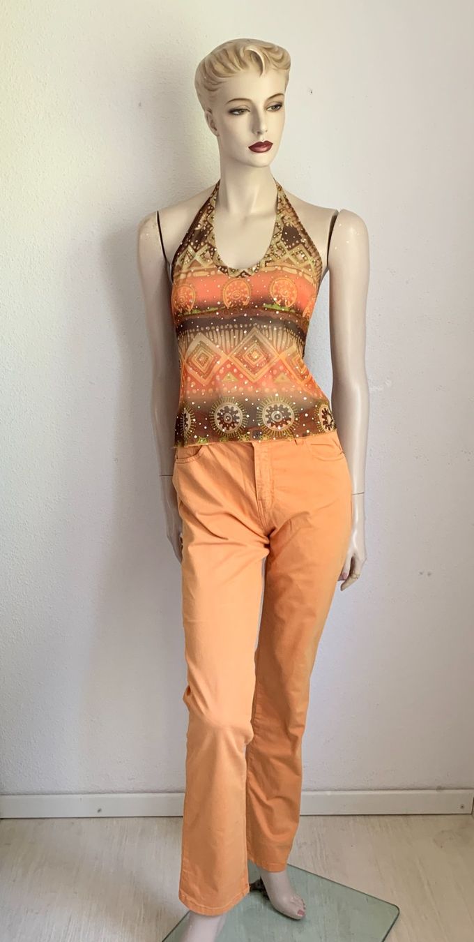 Top: Neckholder Top im Glitzer Boho-Look mit Jeans – Usato da Kloten venduto da Nephty 4