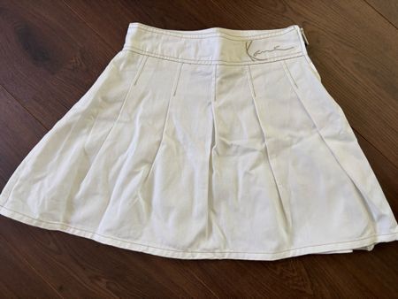 Karl Kani Jeans-Minirock weiss mit Falten / neuwertig 