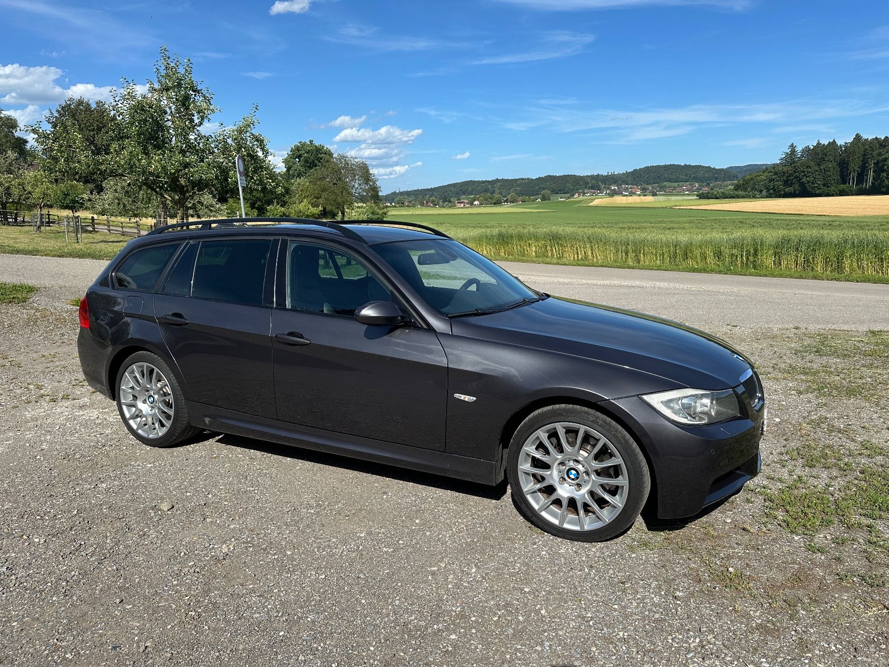 BMW Autos: BMW 325xi Kombi – Gebraucht aus Heinrichswil von Chrigu106 1