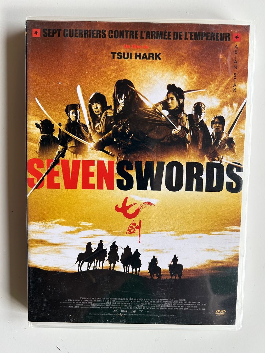 Tutti i DVDs: SEVEN SWORDS – Usato da St-Cierges venduto da Crisi53