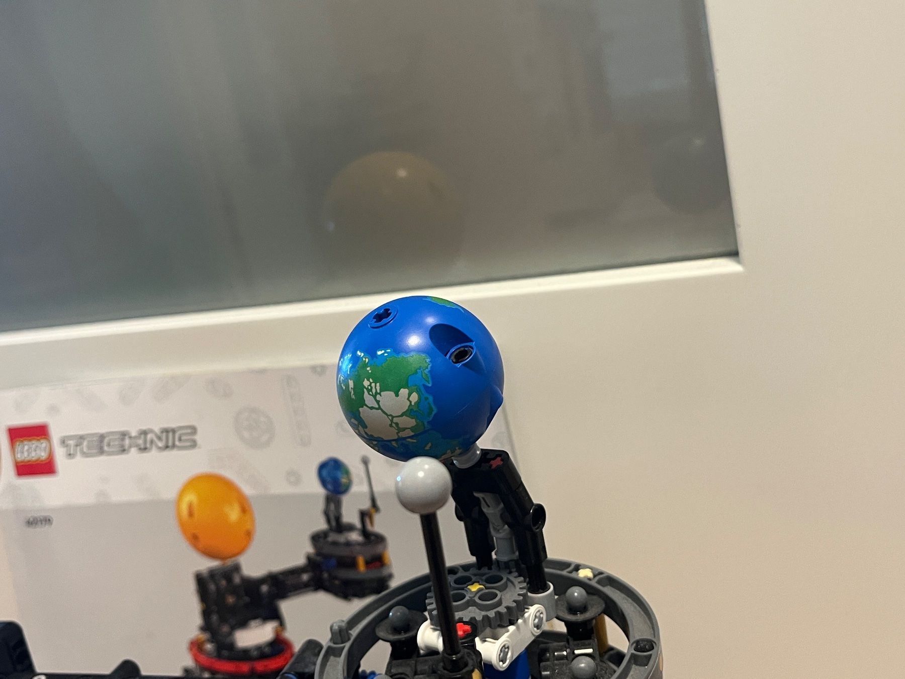 Lego Kit di costruzioni: Lego Technic 42179 Sonne Erde Mond Modell – Usato da Winterthur venduto da Wusa01 1