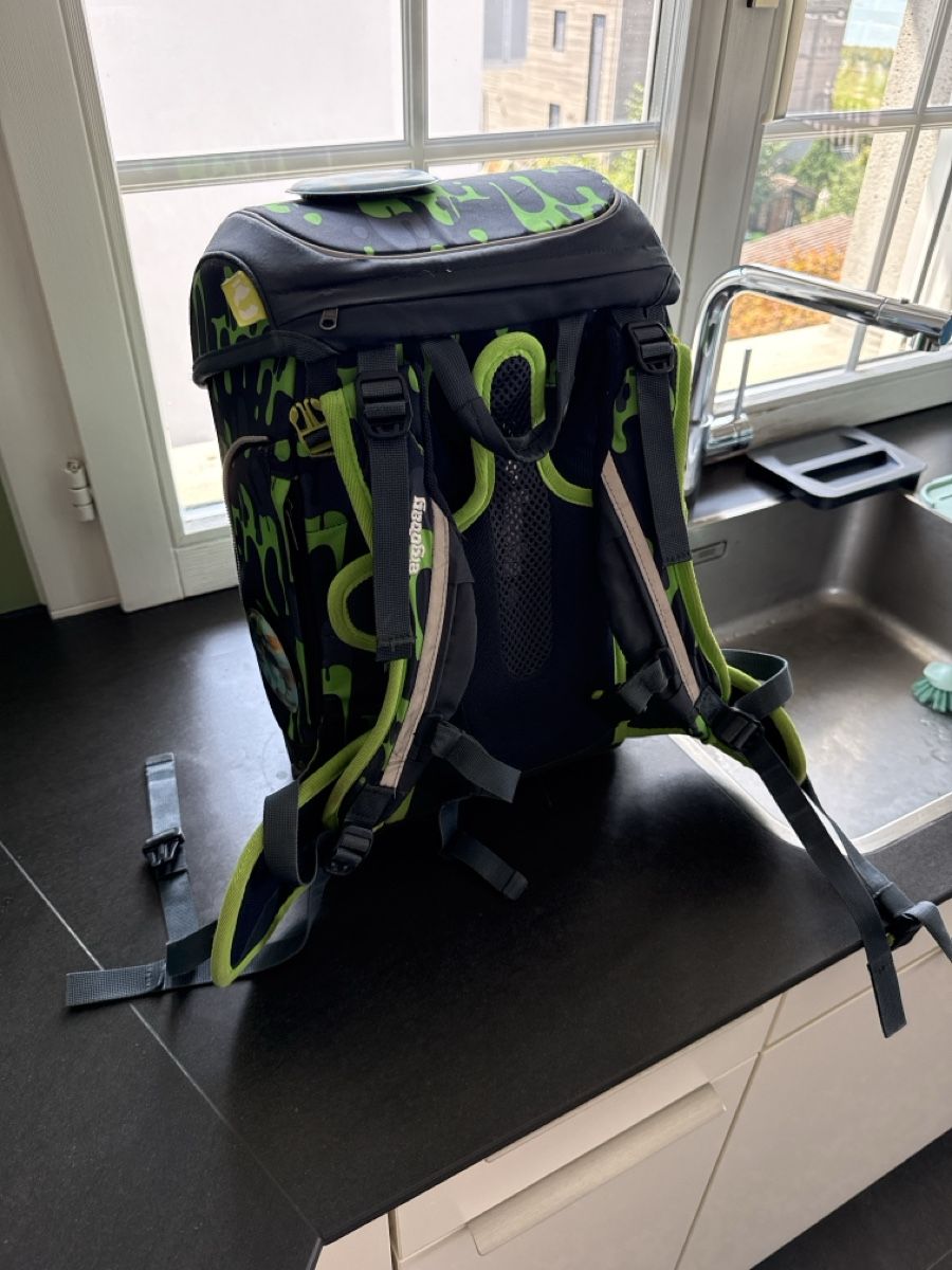 Sacs à dos: Ergobag Schulthek, gebraucht, blau-grün – D'occasion à Sempach par CU2times 1