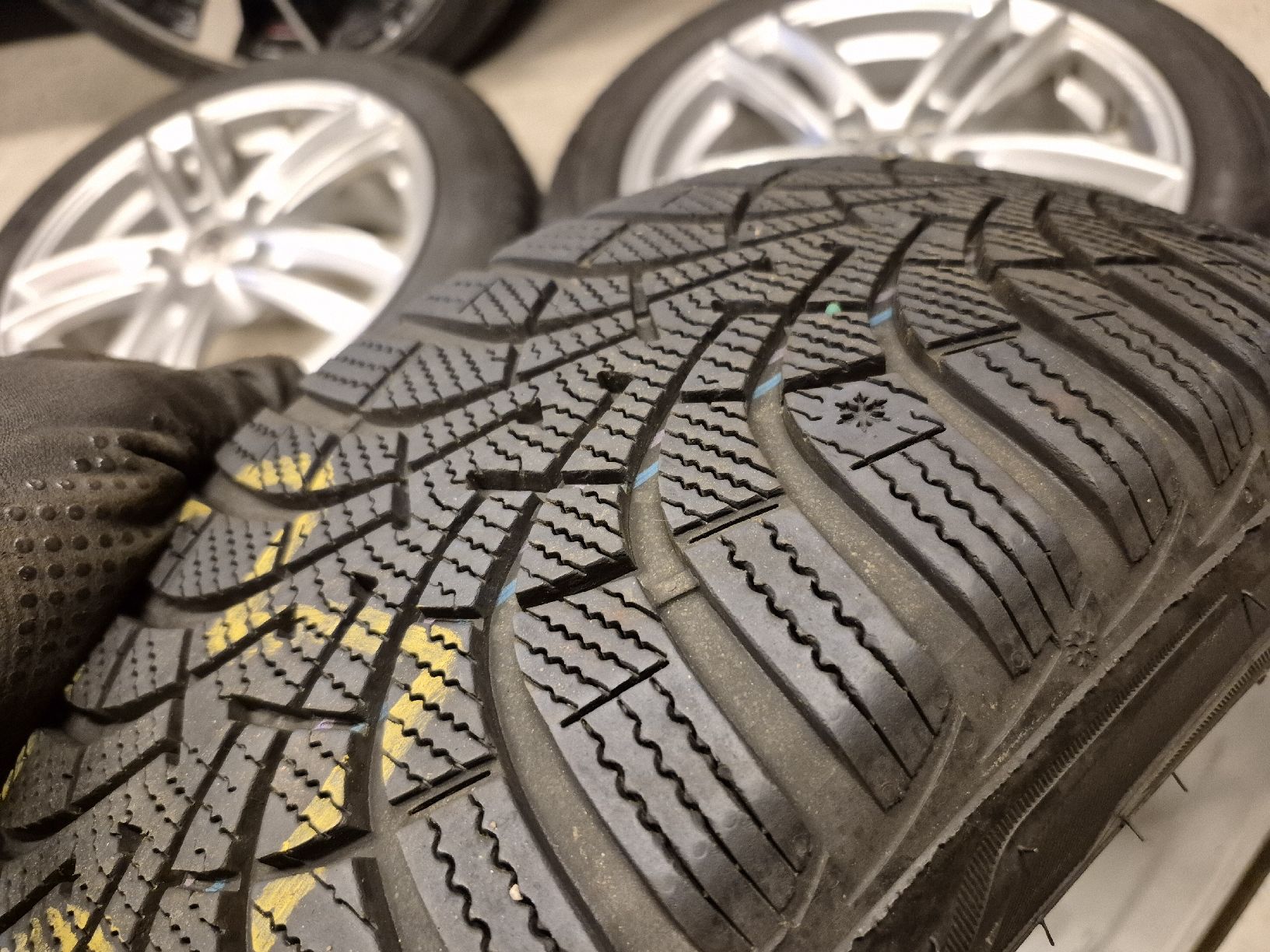 Pneumatici & Ruote complete: Winterräder Mini Cooper f56 – Usato da Oberuzwil venduto da Auto-Hilber 3