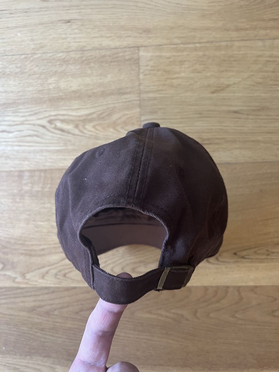 Chapeaux, bonnets & casquettes: Cap brown cotton adjustable new condition – Neuf (Voir description) à Baar par Charbin 1