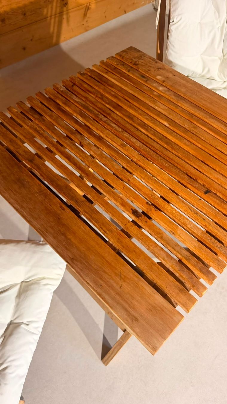Set di tavolo e panche: Klappbares Teak Gartenmöbel Set 3-teilig Bistroset Balkonset – Usato da Rickenbach ZH venduto da Der-Insider 4