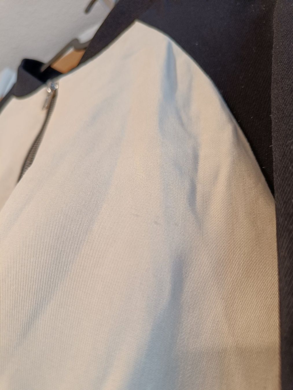 Avant Premiere Giacche: Bomberjacke Avant Premiere Gr. 40 – Usato da Zürich venduto da Atelier.Second 7